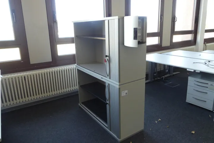2x Sideboard, mit Schlüsselkasten Maße in cm ca. 120 x 42